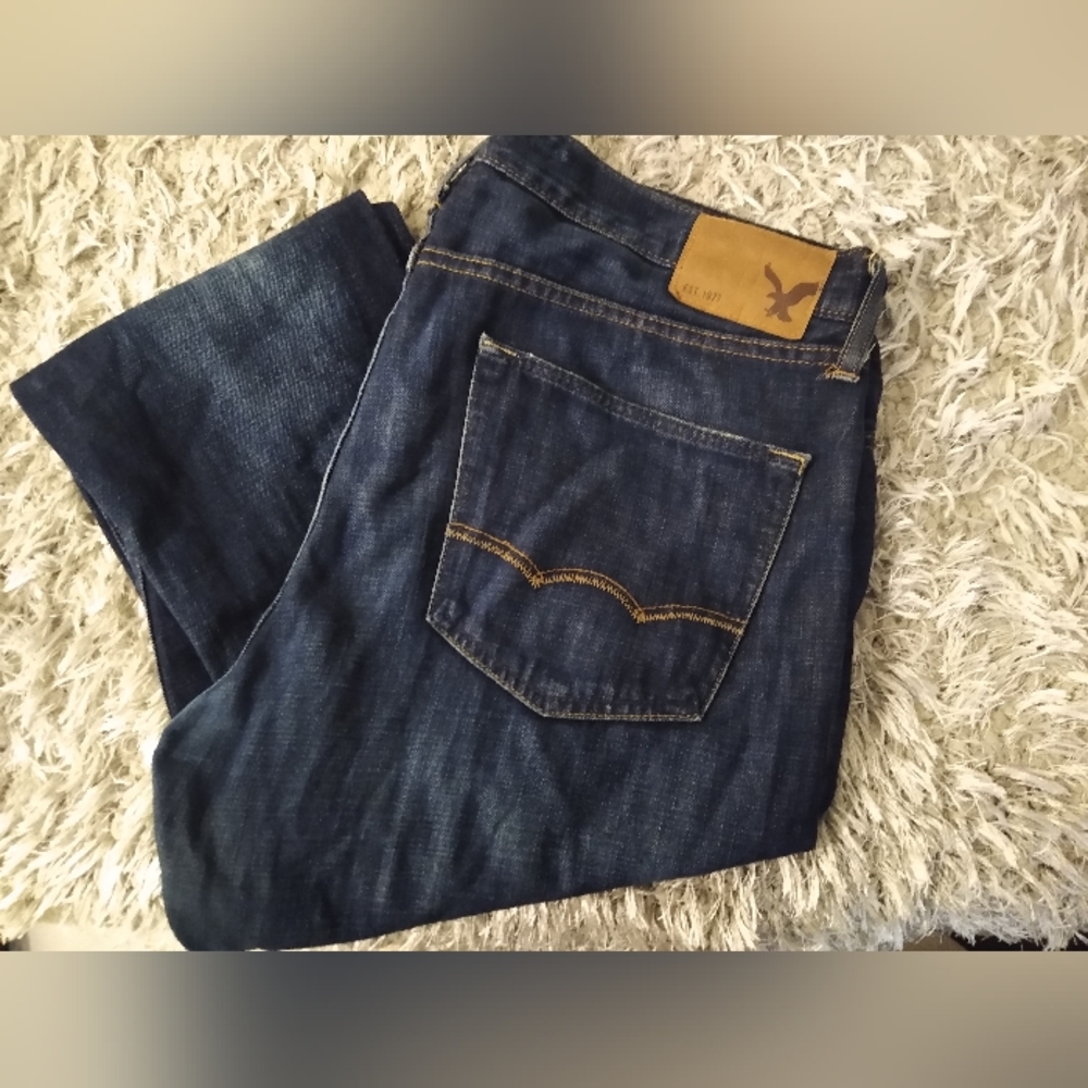 American Eagle Distressed Jeans